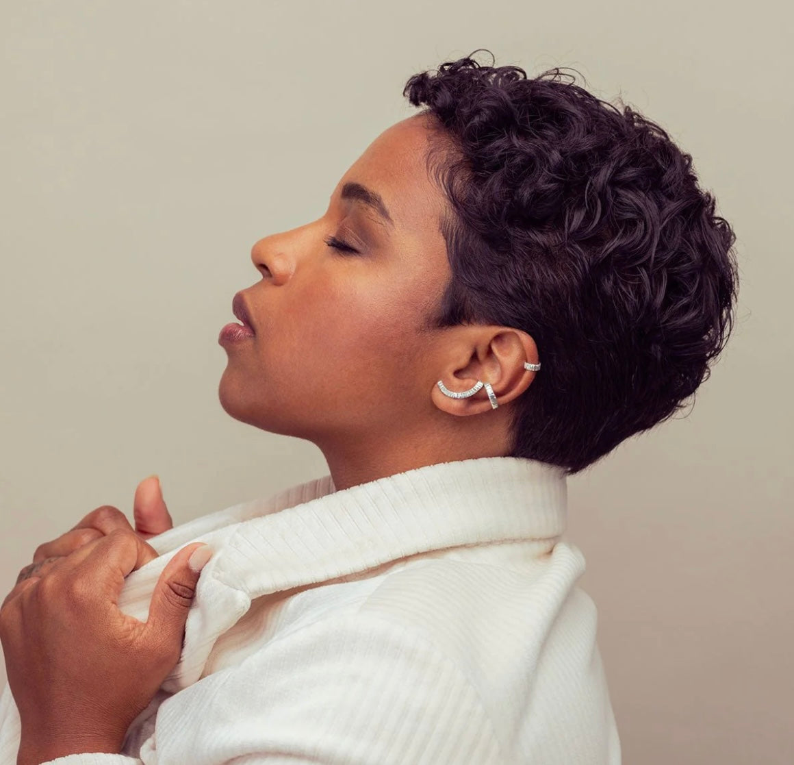 Étonnante - Boucles d’oreilles montantes en argent 925 Fait main à Montréal Véronique Roy Étonnante