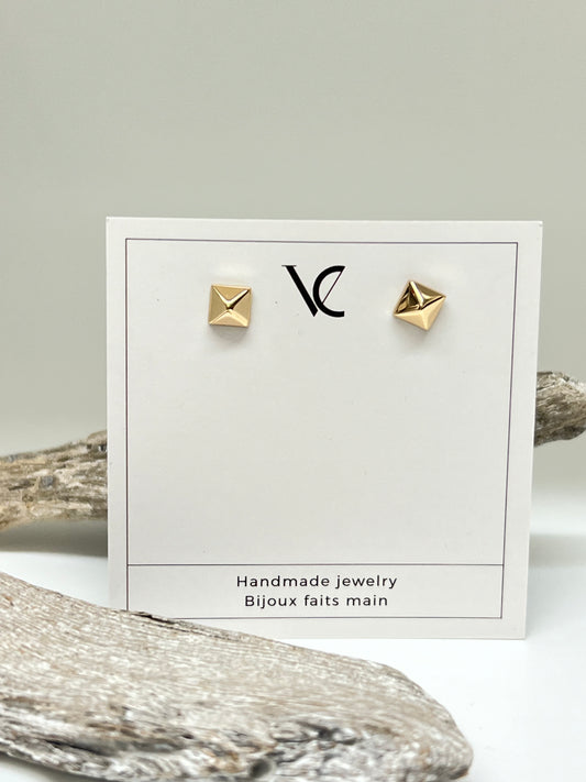 Fougueuse - Petites boucles d’oreilles carrées Fait main à Montréal Véronique Roy Fougueuse