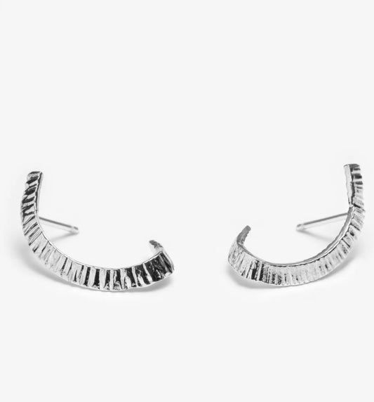 Étonnante - Boucles d’oreilles montantes en argent 925 Fait main à Montréal Véronique Roy Étonnante