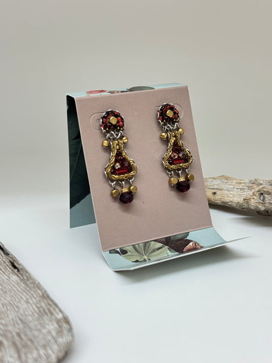 Boucles d'oreilles Bordeaux Ayala Bar Cristaux/Métaux antiques/Verre fabriquée au Moyen-Orient C2277