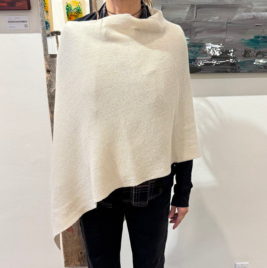 Foulard Cape Luzia Crème Fait main à Dunham La fibre et moi Foulard Luzia