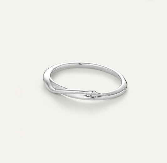 Colette bangle argent Dessiné par une Artiste Ontarienne Jenny Bird B2108-HPS
