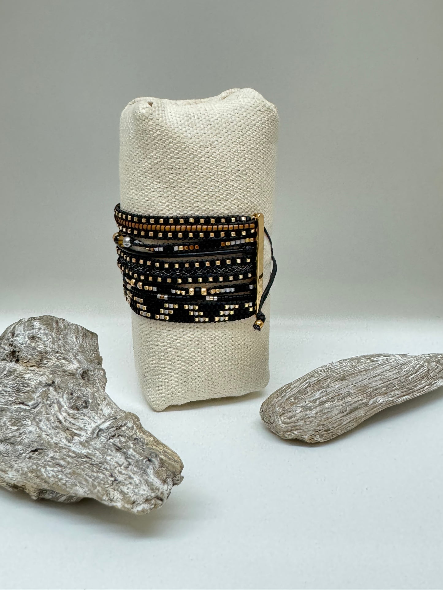 Bracelet PotpourriArtisanal Perle Japonaise Miyuki Mishky Fait en Colombie Bracelet Potpourri