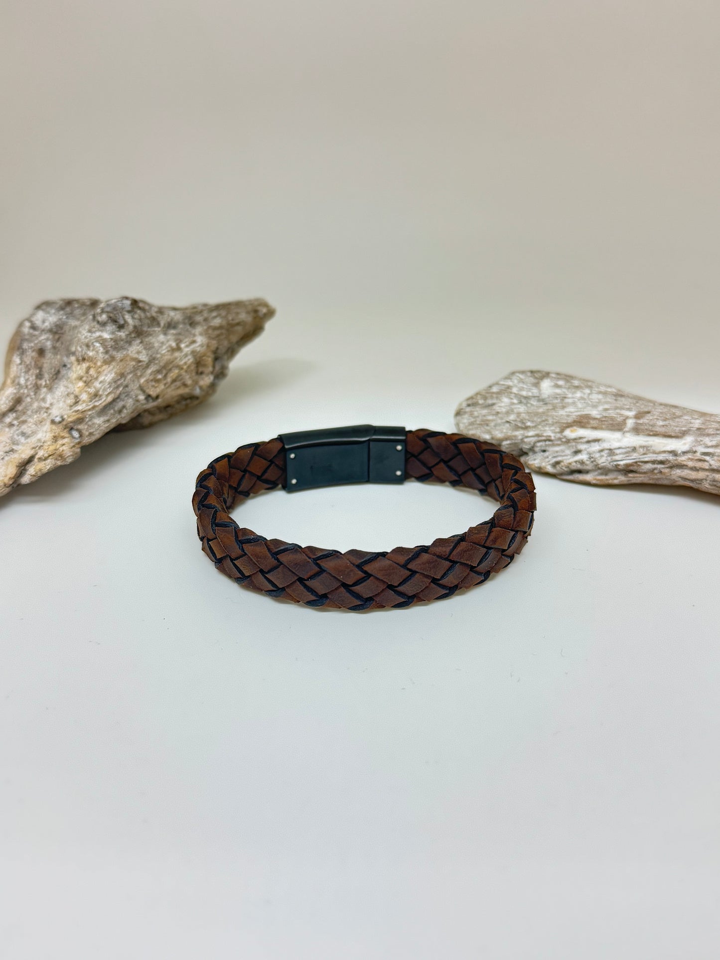 Bracelet Cuir Brun dessiné à Montréal Arz Steel AS-B158