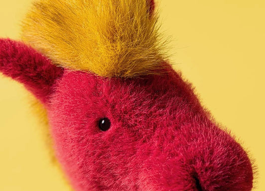 Cheval de festival peluche dessinée à Londres Cheval de festival dessinée à Londres ROCK4H