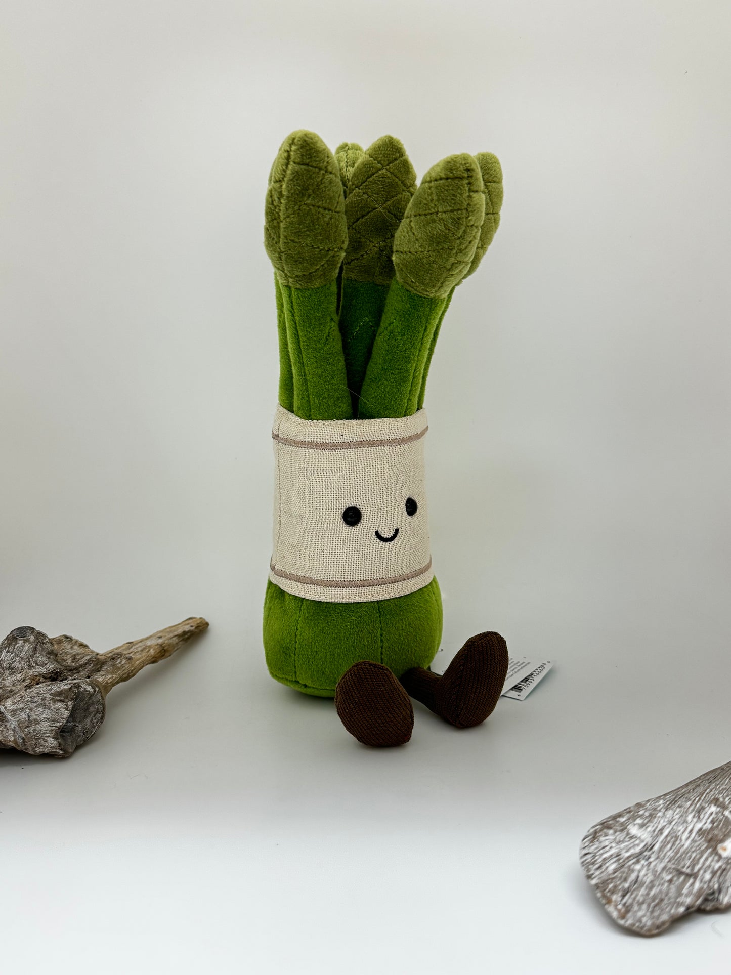 Amuseables Asparagus peluche dessinée à Londres Amuseables Asparagus A2ASP