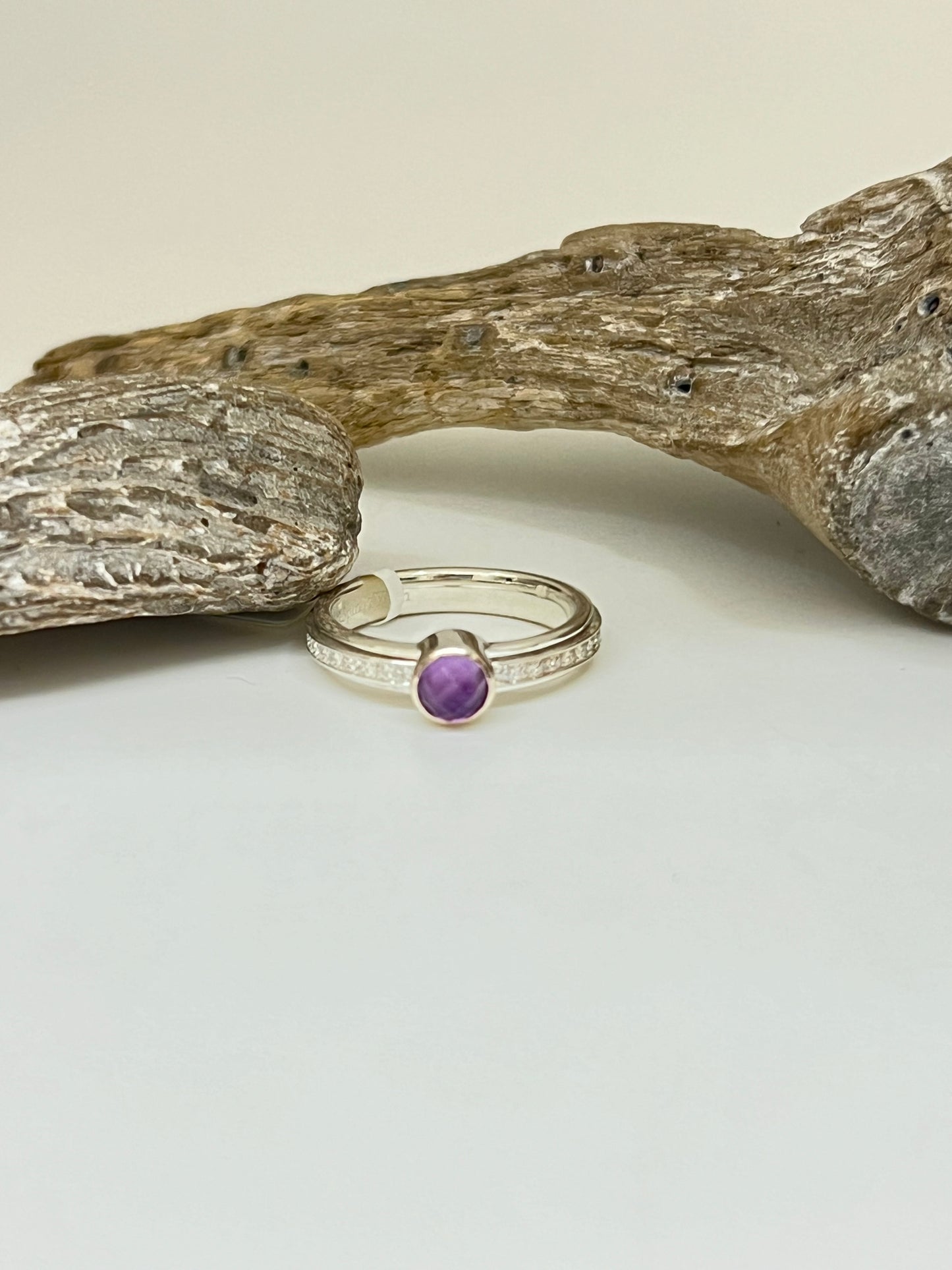 Calm Ring Silver-Amethyst Designed by Naomi Traimer of Toronto