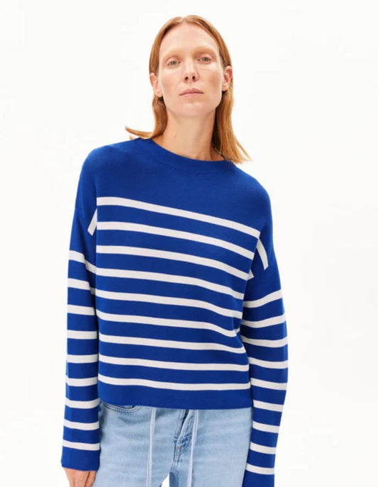 MERINAA BLUE GLOW RAYÉ PULL EN MAILLE Armed Angel MERINAA BLUE GLOW RAYÉ PULL EN MAILLE