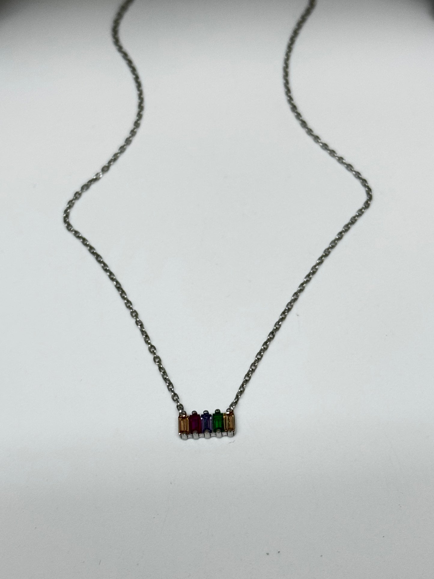 Collier Multicolor rectangulaire en Argent 925 et zircon Kurshuni Collier Multi color en Argent 925 et zircon
