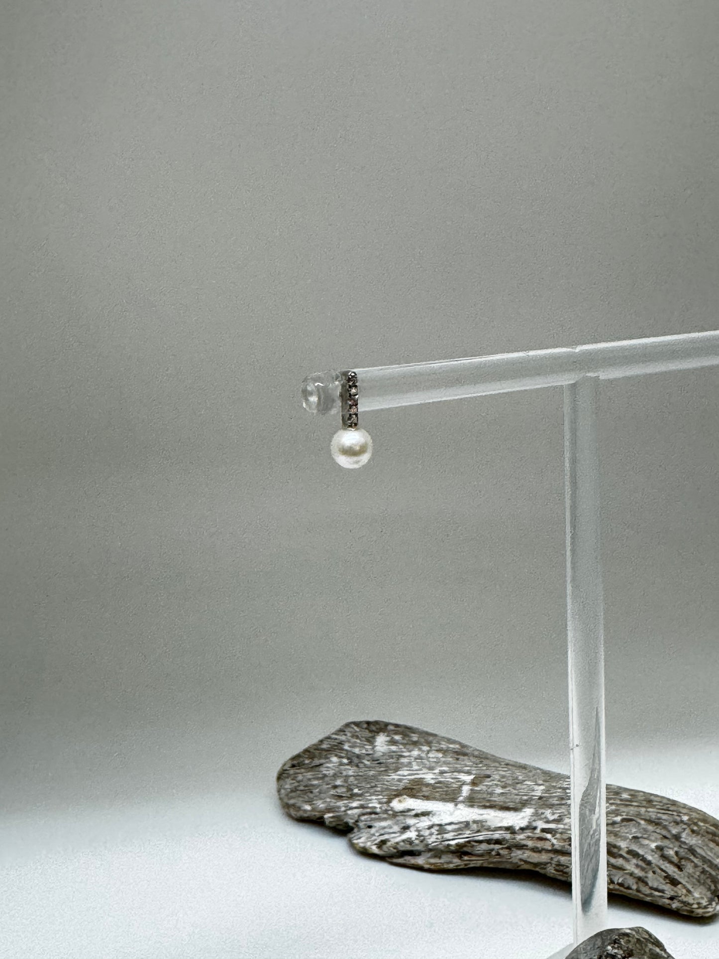 Boucles d'oreilles avec zircons et une perle Argent sterling Kurshuni avec zircons et une perle KR143E-3