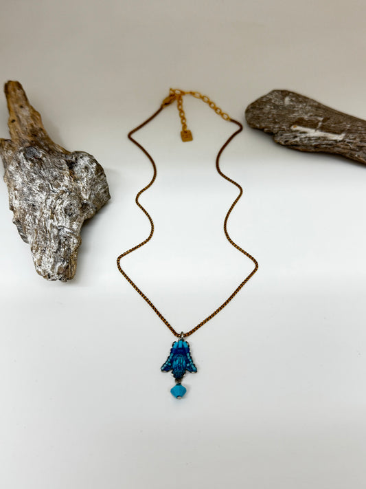 Collier artisanal en verre Bleu Bayou AyalaBar AyalaBAR