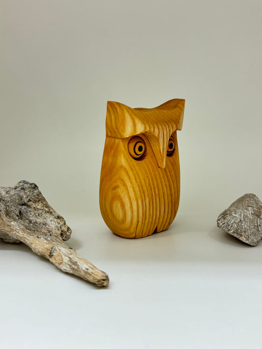 Hiboux en bois Fait main en Allemagne Black Forest Owl Waidfabric art5166