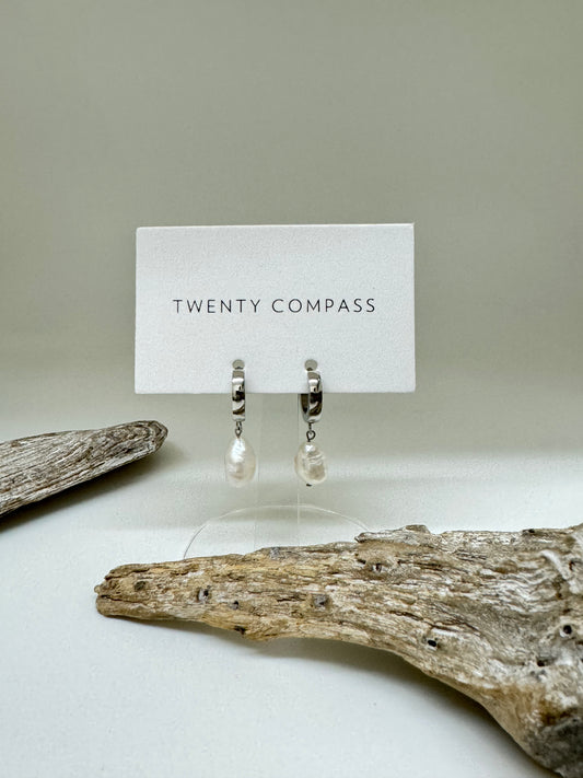 Grace Hoops produite à Montréal Twenty Compass Grace Hoops