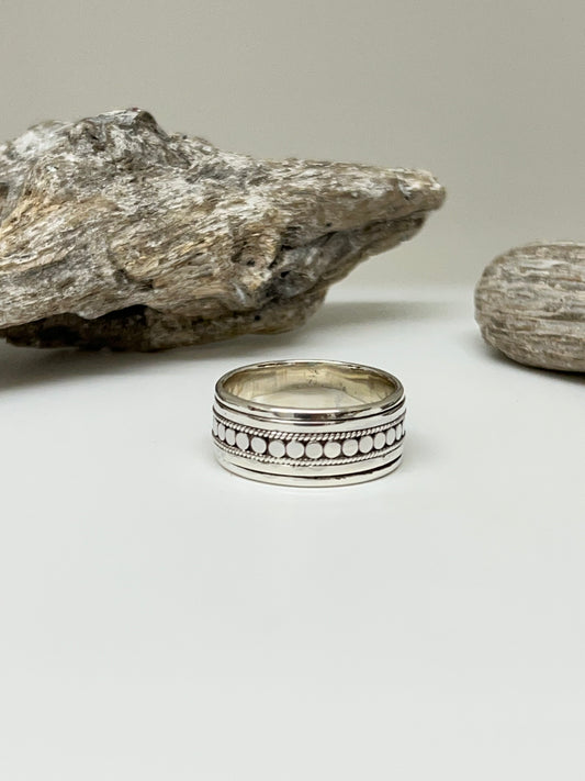 Bague en Argent 925 Fait main Artisans Mireille Larbie bijoux Jonc Argent 925