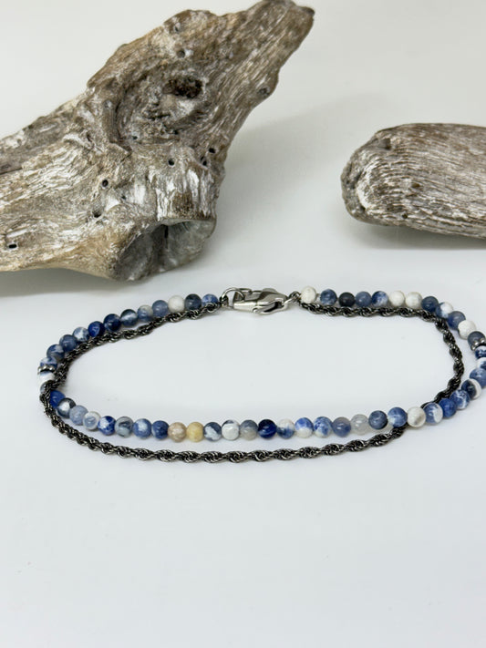 Bracelet Acier et Sodalite dessiné à Montréal Arz Steel Montréal
AS-B480