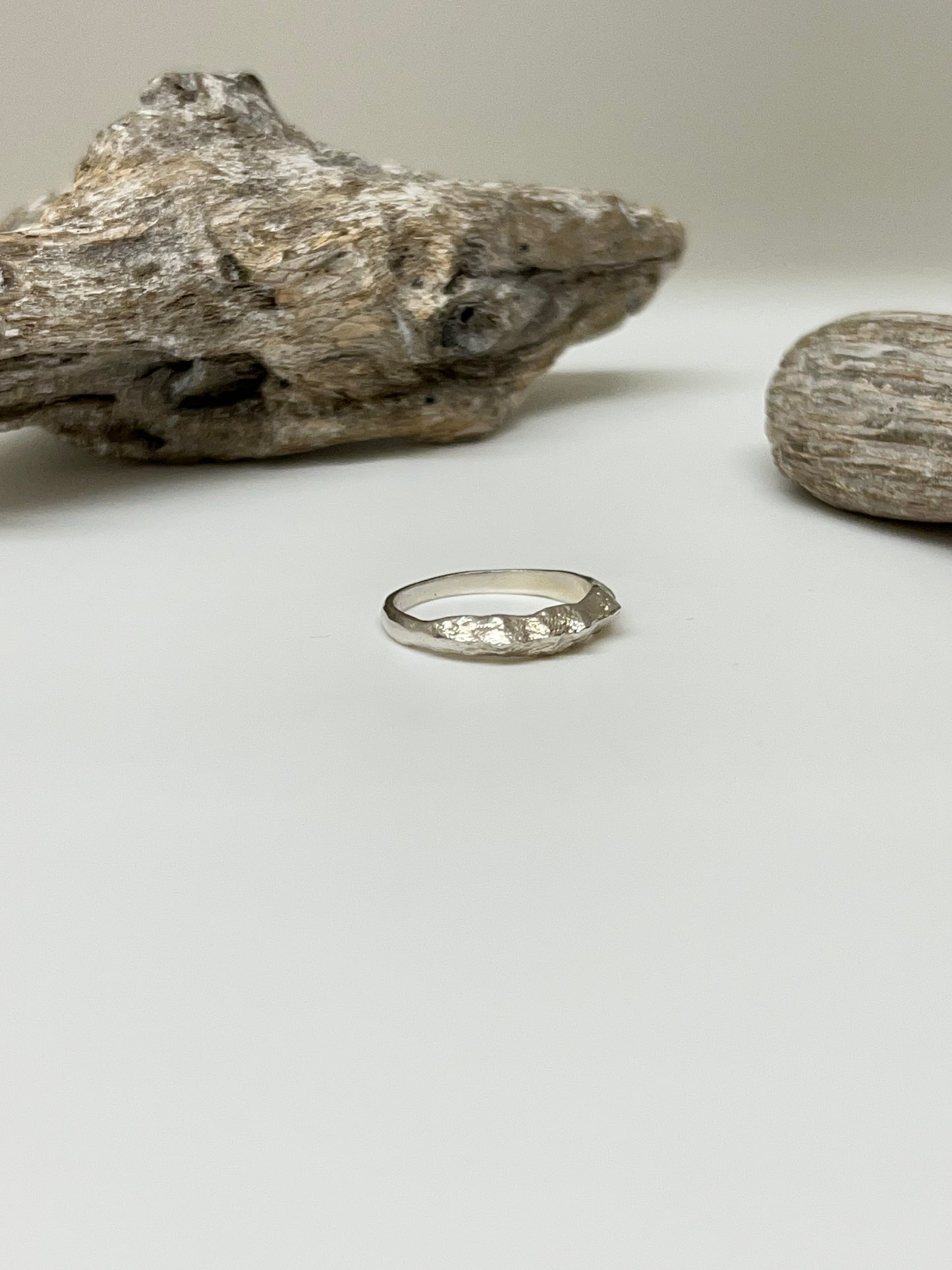 Bague Chaine de Montagne Argent 925 recyclé Fait en Outaouais Alliance W Jewellery