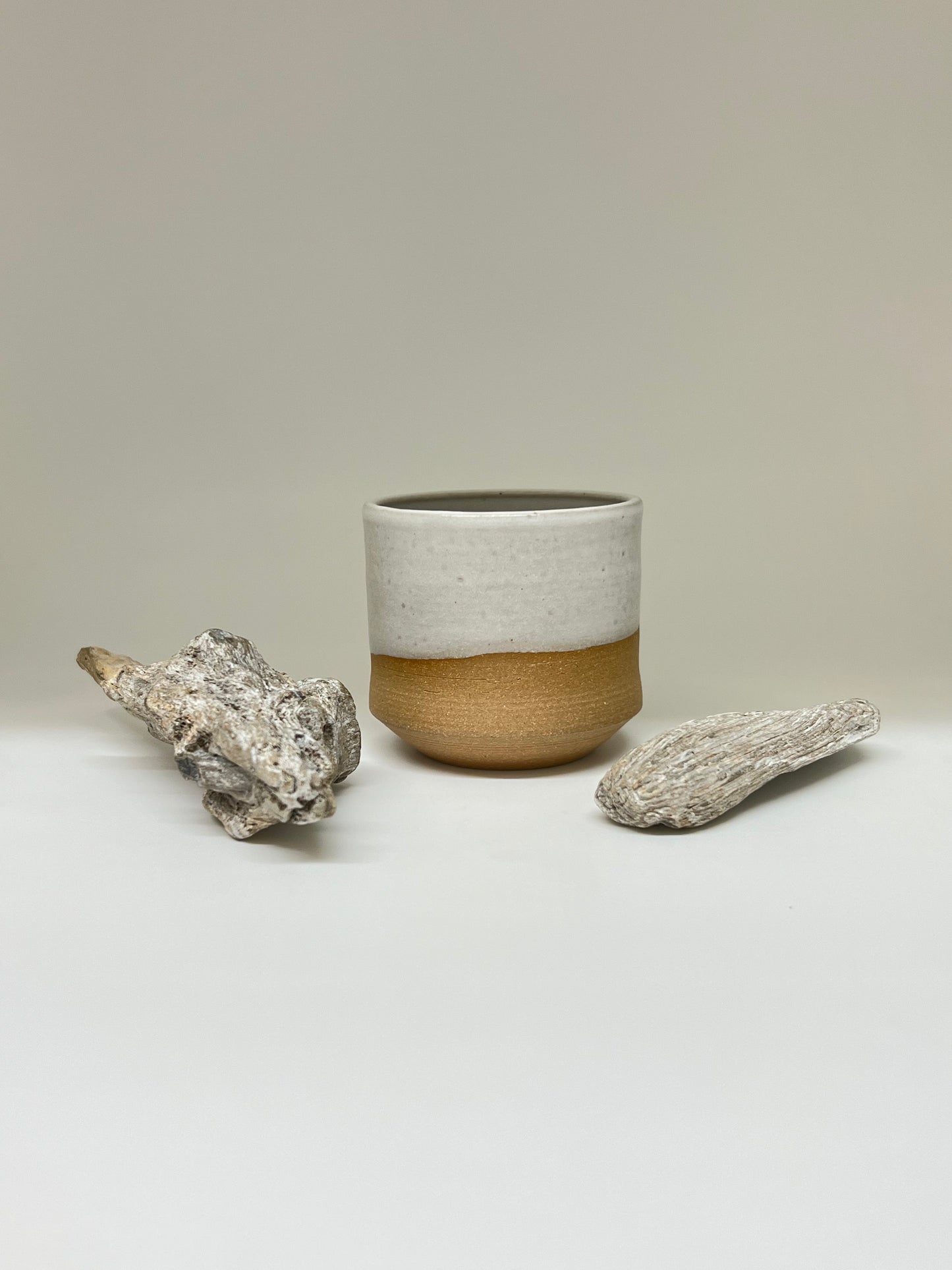 Gobelet grand en céramique 4 oz Sable Kamouraska A&J Métissage