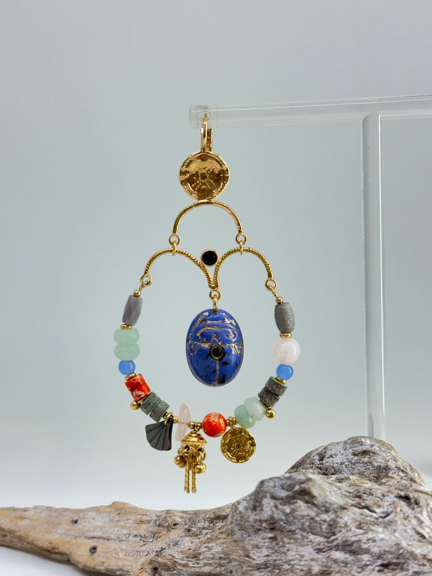 Boucles d'oreilles dormeuses Layla, fait mains en France Franck Herval 12-69587