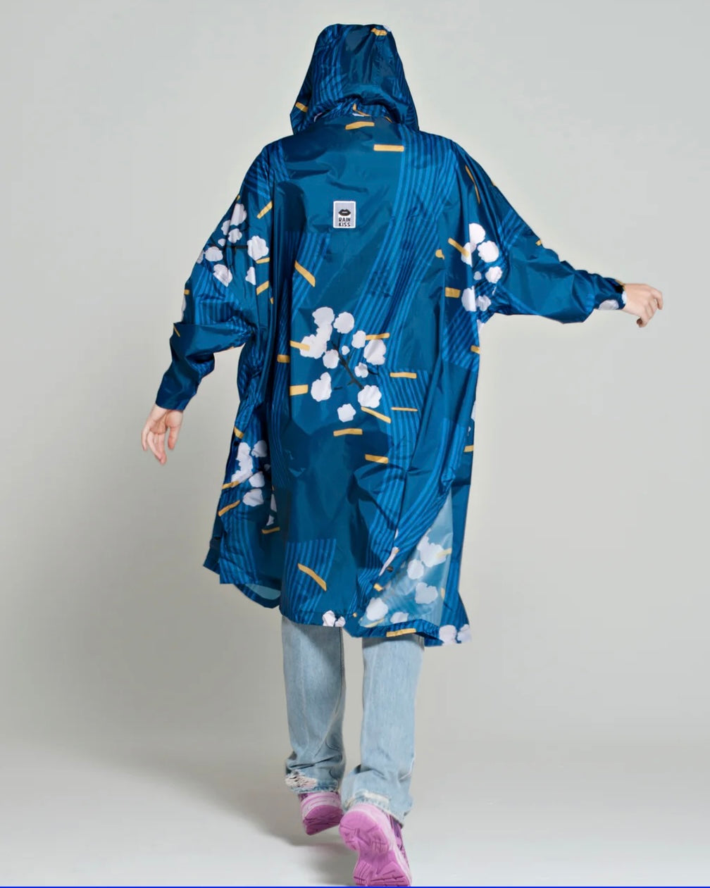 Japanese Blossom poncho 100% Polyester recyclé