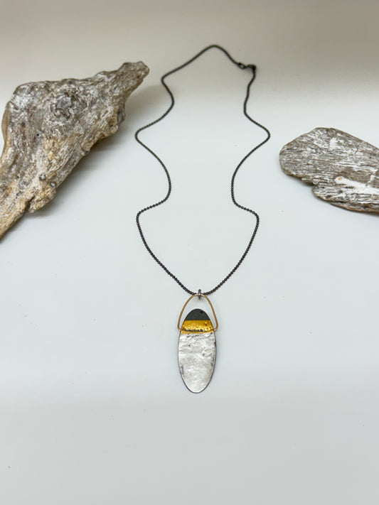 Collier Organique Argent 925 et feuille or, fait main en Ontario Air & Earth Design Tipping Point