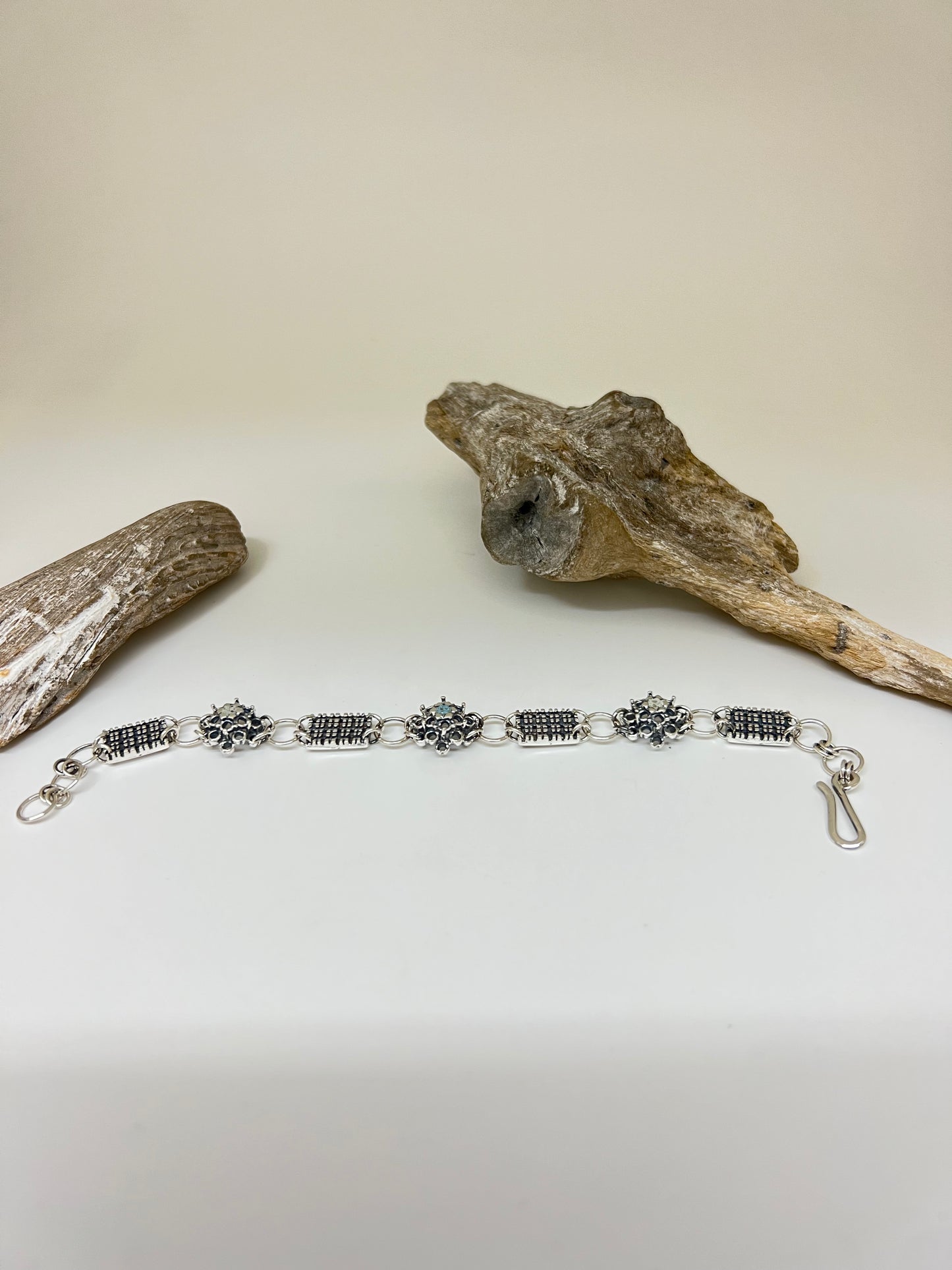 Bracelet Argent 925-Béton bj16 Catrie Fait à Montréal bj16