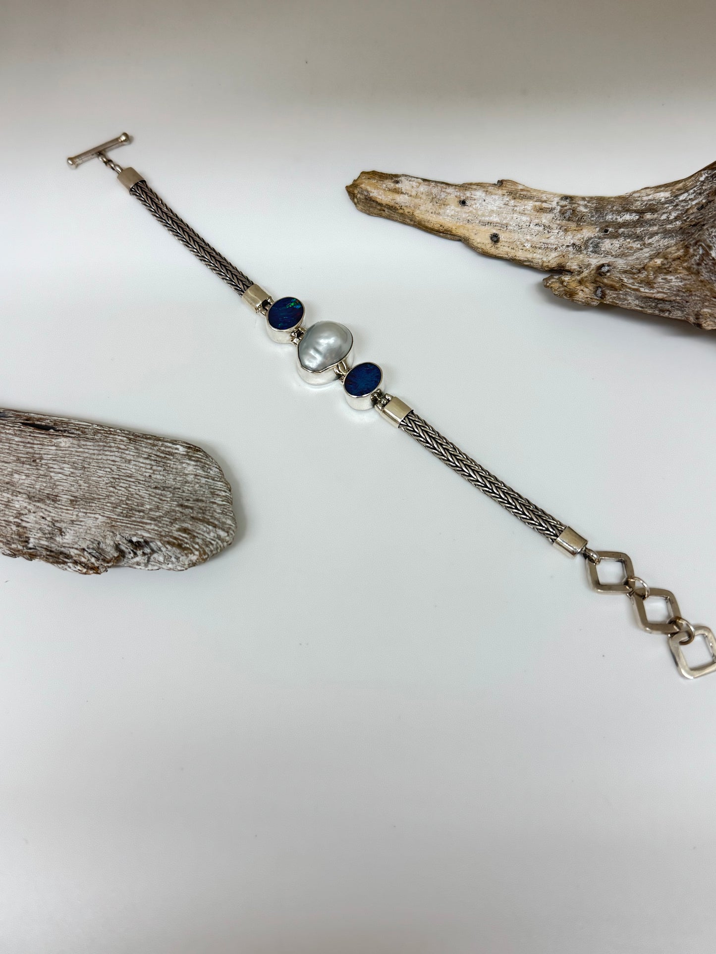 Bracelet Argent 925 et Opal de feu et Perle baroque Dessinée par Carole Morand