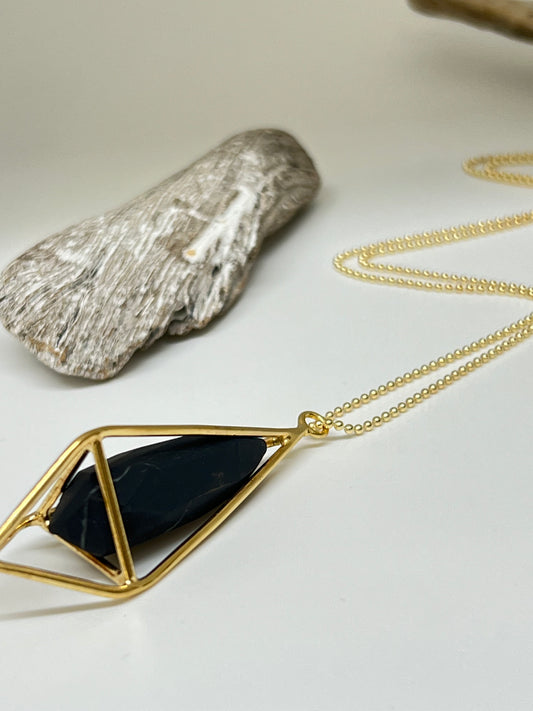 Collier Lumia Shungite et Argent plaqué or 14 carats Saraswati Lumia N-LUGS