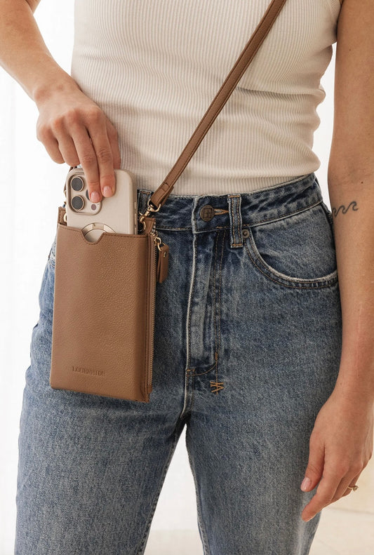 Étui pour téléphone Suki RFID caramel Louenhide Étui pour téléphone Suki RFID 4148car