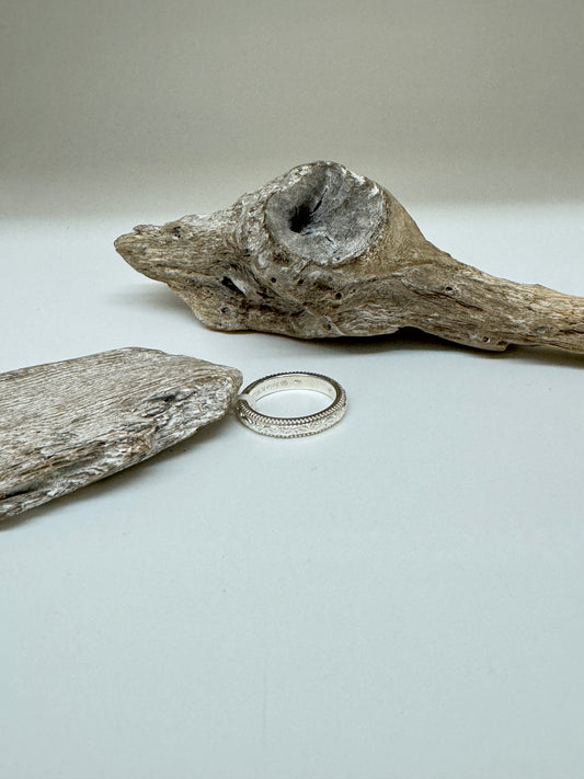 Bague Rosebud Argent 925 Dessiné par Naomi Traimer de Toronto MR4425