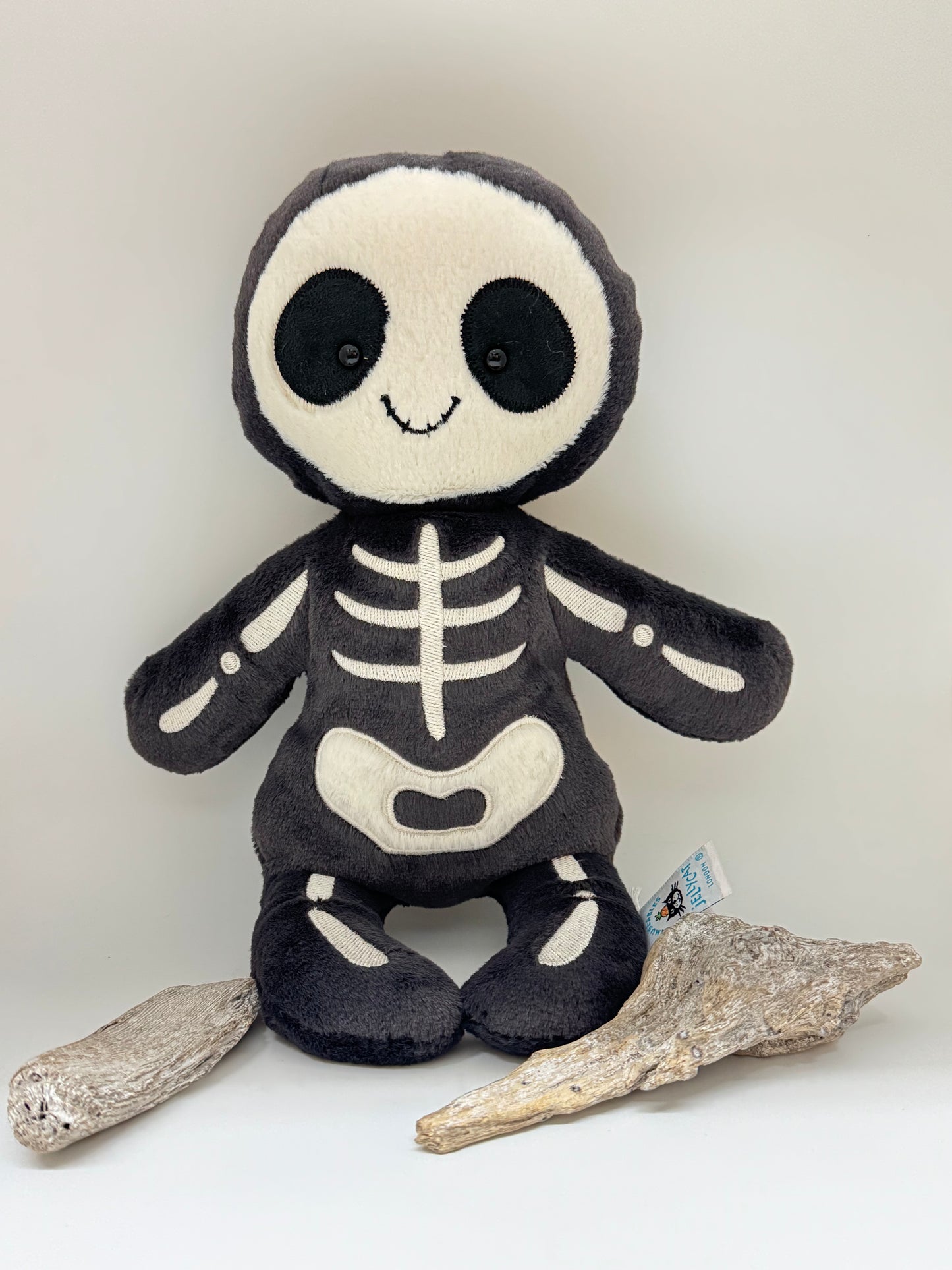 Bob le Squelette Jellycat Peluche Jellycat Londres SKE3B