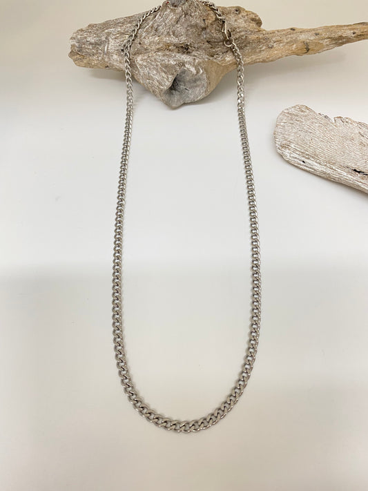 Chaine en Acier Curb dessinée à Montréal par les Artisans de Arz Steel SSN112W