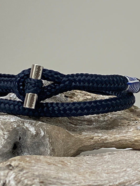Bracelet Tiny Ted Navy-Silver de Pig&Hen Amsterdam