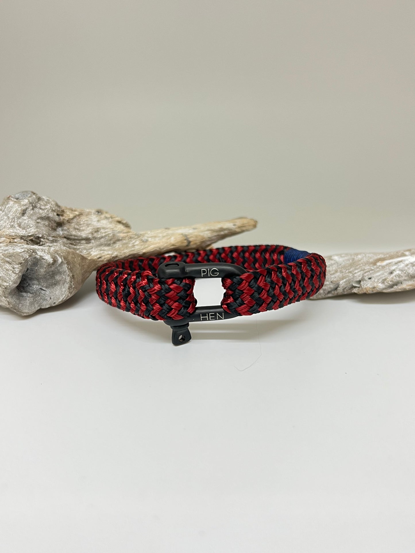 Bracelet Gorgeous Georges Brick Red Black-Black Amsterdam, Pig&Hen