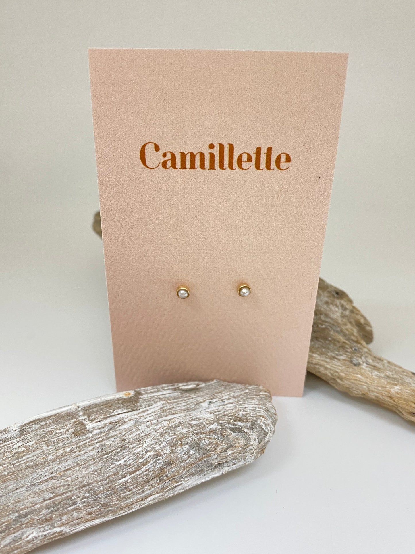 Boucles d'oreille solitaire Camillette Montréal C-BP-S-EP Classic Dainty perle stud