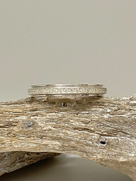 Bague Lunar Argent Meditation ring Toronto Lunar