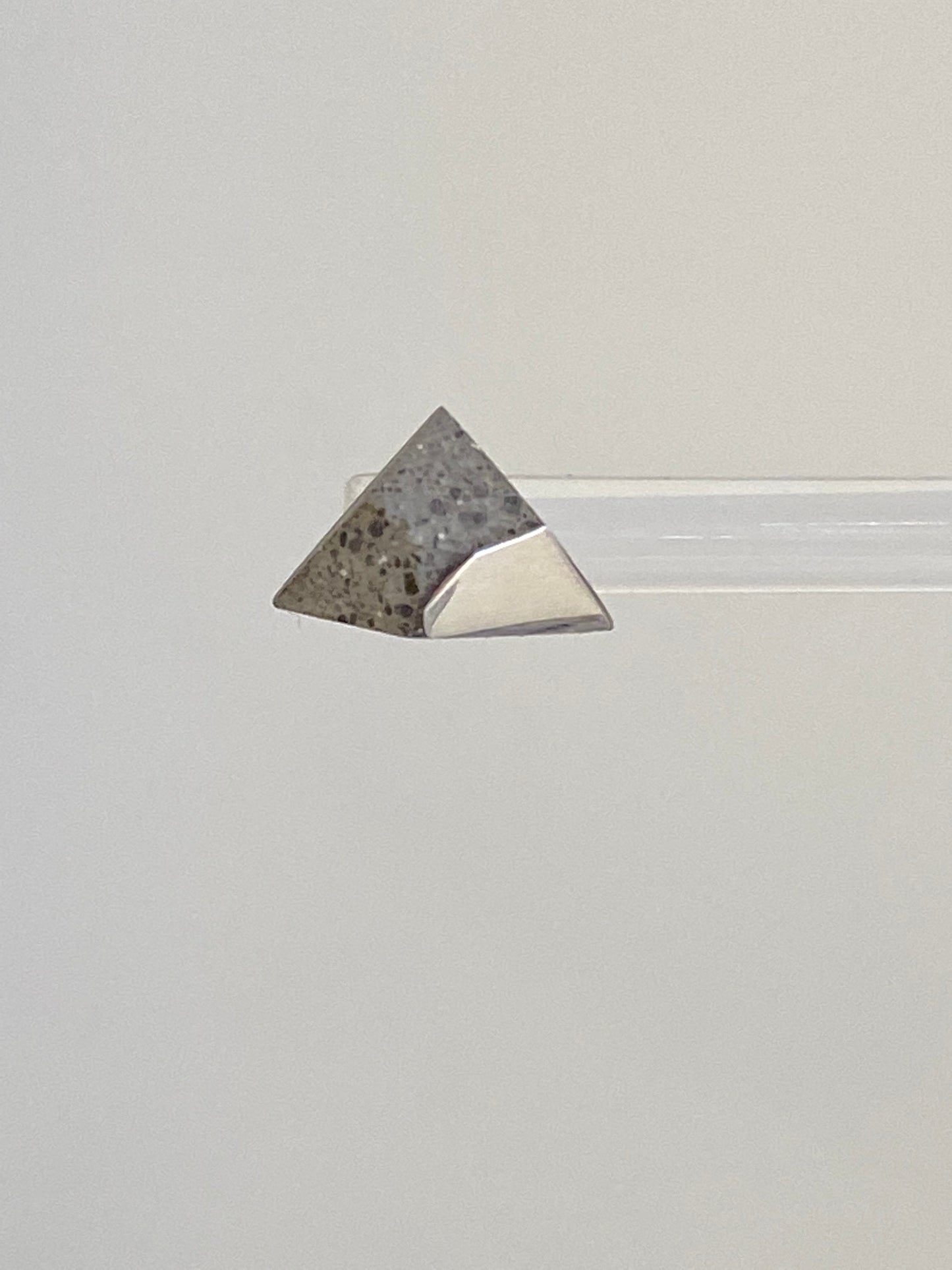 Boucles Pyramides Béton-Argent 925 Fait à Montréal PBT08A CATRIE
