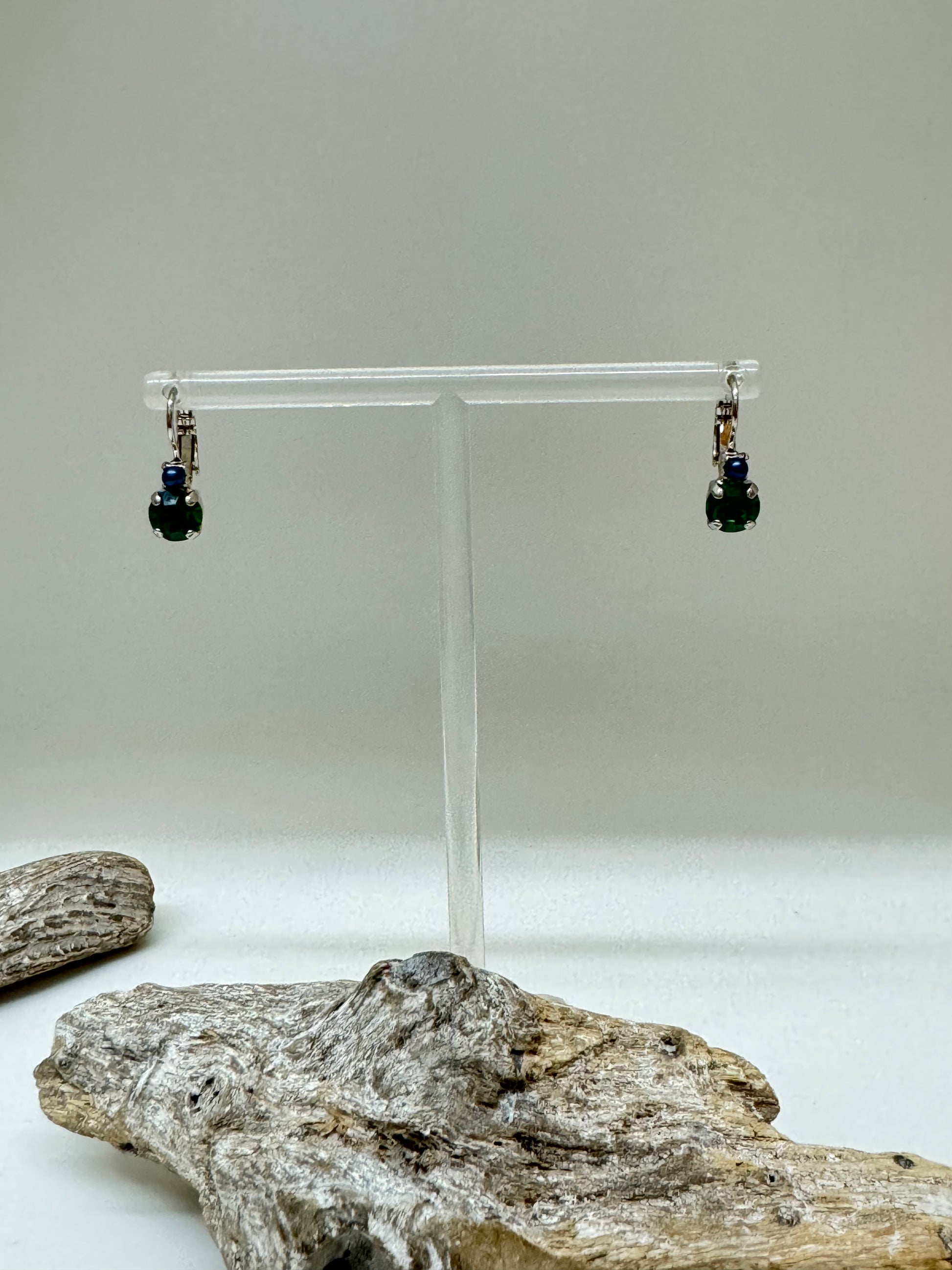 Boucles d'oreilles rouge plaqué argent rhodiomé avec Cristal de Swarovski Mariana e-1035-1