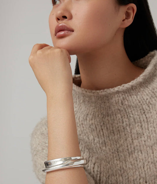Lennon Bangle Dessiné par une Artiste Ontarienne Jenny Bird JB2147-HSL-W