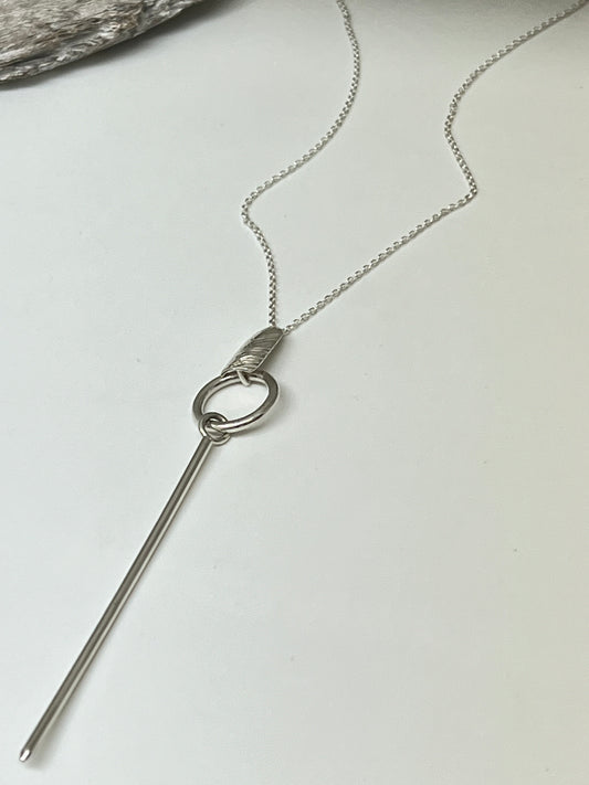 Madonna - Collier long avec pendentif Fait main à Montréal Véronique Roy Madonna