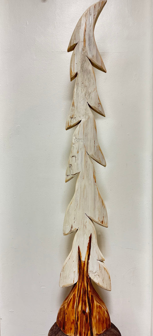 Sapin blanc naturel grand sur pied fait de bois recyclé Fait main à Cap Santé Bertrand Massé Artiste st47