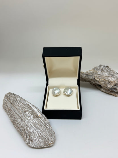 Boucles D’oreilles Perles Keshi fait mains à Montréal Caroline Savoie Boucles D’oreilles Perles Keshi