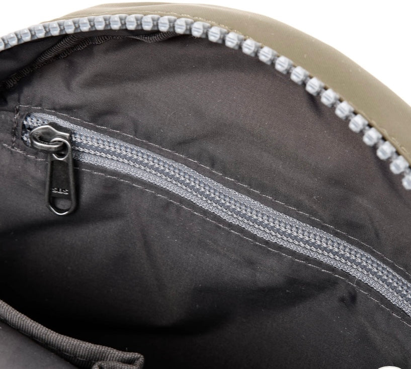 Paddington B Taupe Nylon Recyclé Bleu brûlé Ori London Paddington B Taupe