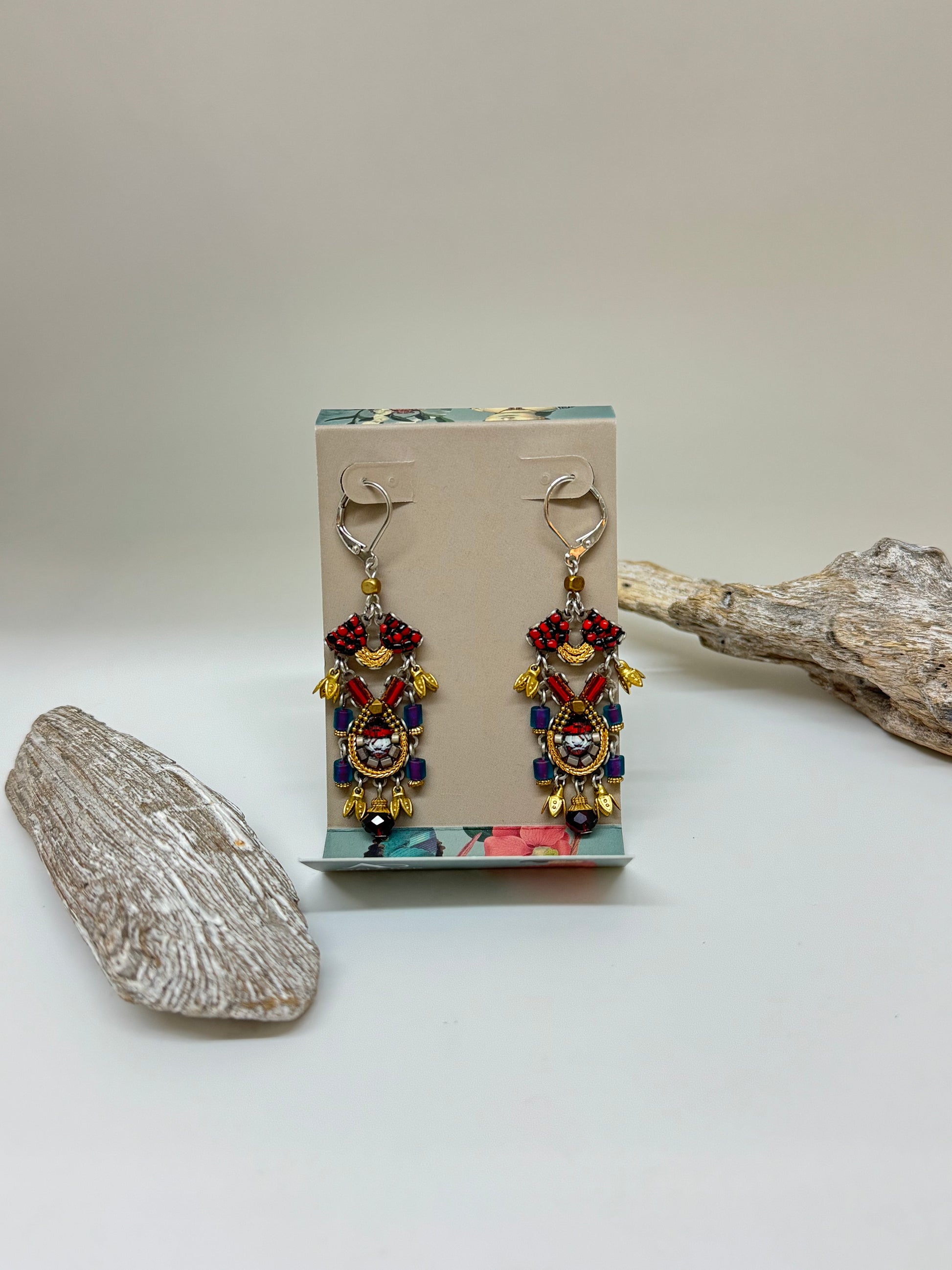 Boucles d'oreilles Rubis Ayala Bar Cristaux/Métaux antiques/Verre fabriquée au Moyen-Orient C2275