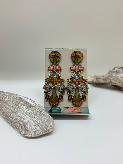 Boucles d'oreilles Kvaari Ayala Bar Cristaux/Métaux antiques/Verre fabriquée au Moyen-Orient R2335
