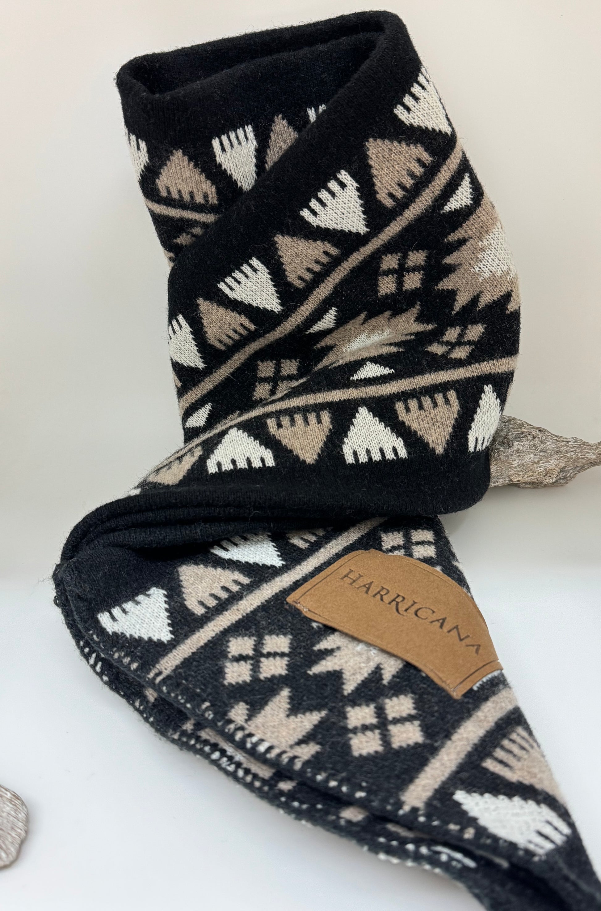 SANNI - ÉCHARPE AVEC JACQUARD Harricana HR62112