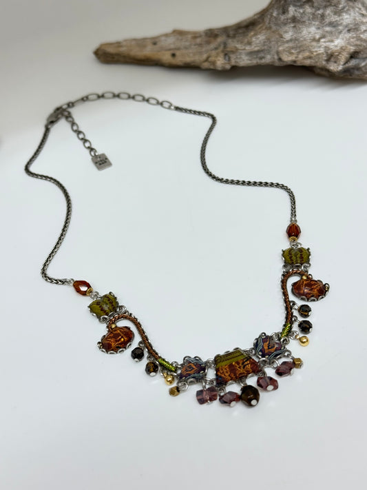 Collier Rusmira AyalaBar fabriquée au Moyen Orient R3609