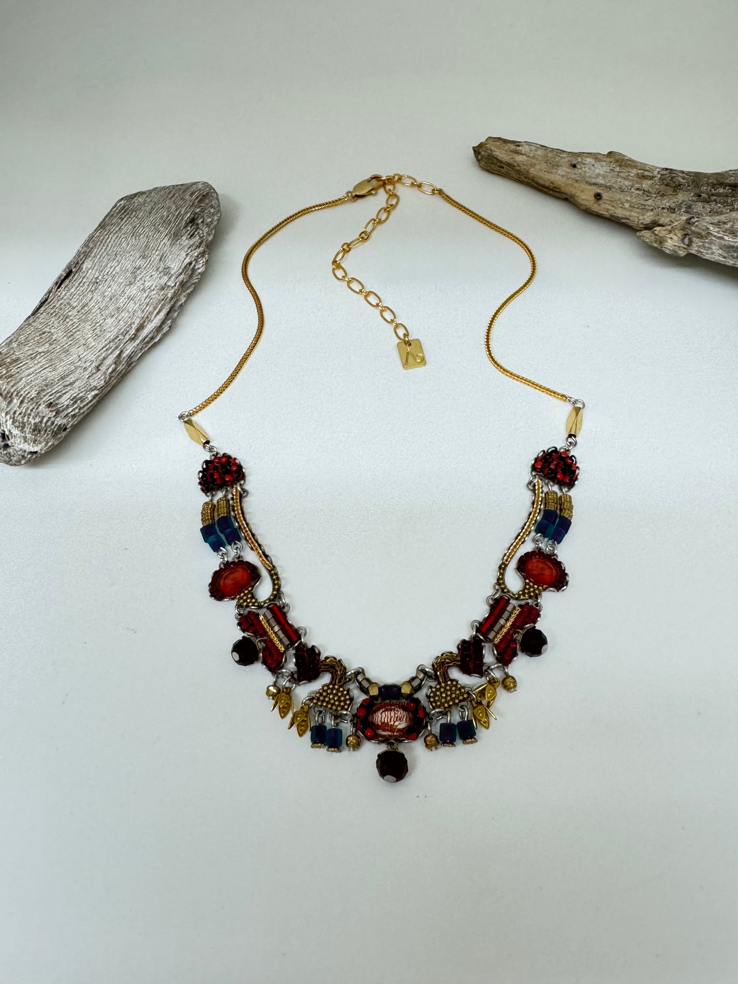 Collier Écarlate AyalaBar fabriquée au Moyen Orient C3583