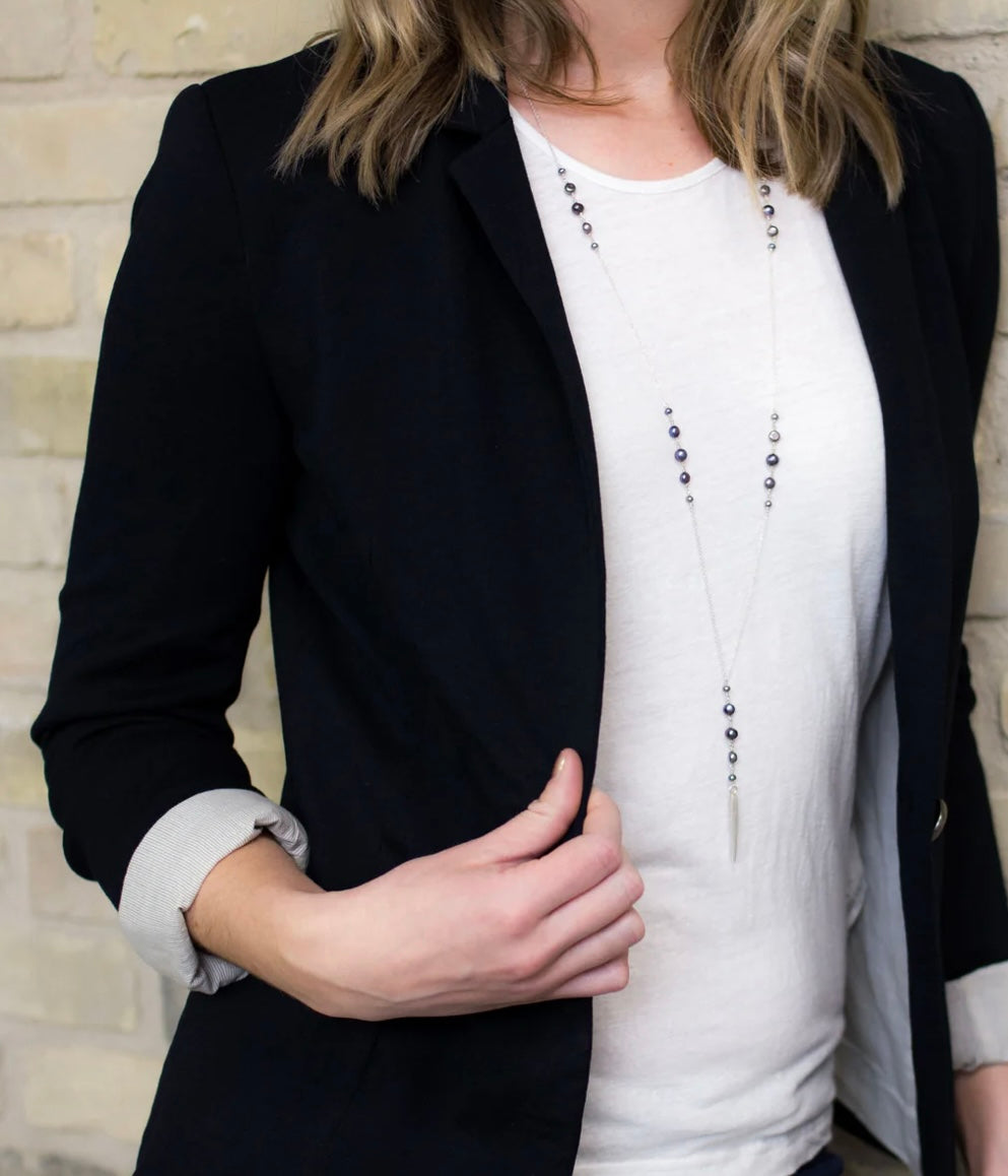 Collier en argent sterling et perles d'eau douce fait au Canada Hilary Druxman 62N4.1