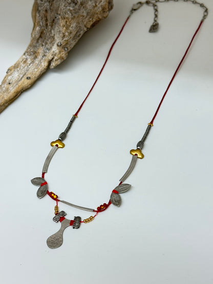 Collier Yarika AyalaBar fabriquée au Moyen Orient N3612