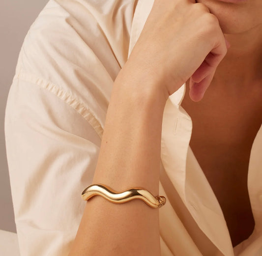 Ola bangle argent Dessiné par une Artiste Ontarienne Jenny Bird JB2154-HPG-E